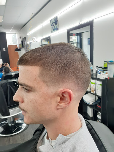 Barber Shop «V.I.P. Cuts Barber Shop Inc.», reviews and photos, 17519 Pines Blvd, Pembroke Pines, FL 33029, USA