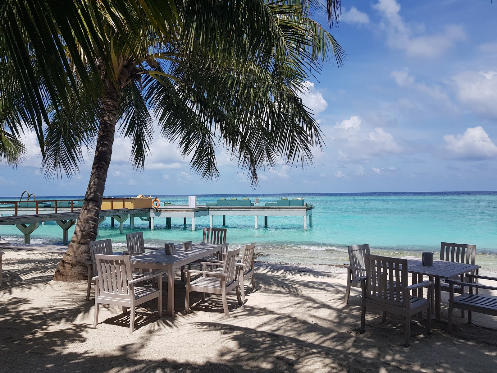 Landaagiraavaru Island Beach photo #8
