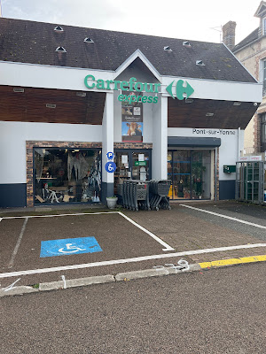 Carrefour Express à Pont-sur-Yonne