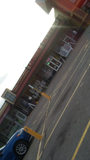 Liquor Store «Chicones Liquor Mart», reviews and photos, 2312 Crest View Dr, Hudson, WI 54016, USA