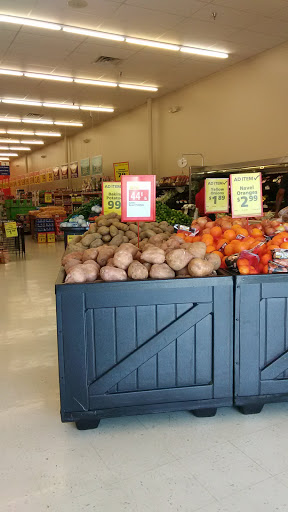 Grocery Store «Save-A-Lot», reviews and photos, 1544 Lakeview Dr, Sebring, FL 33870, USA