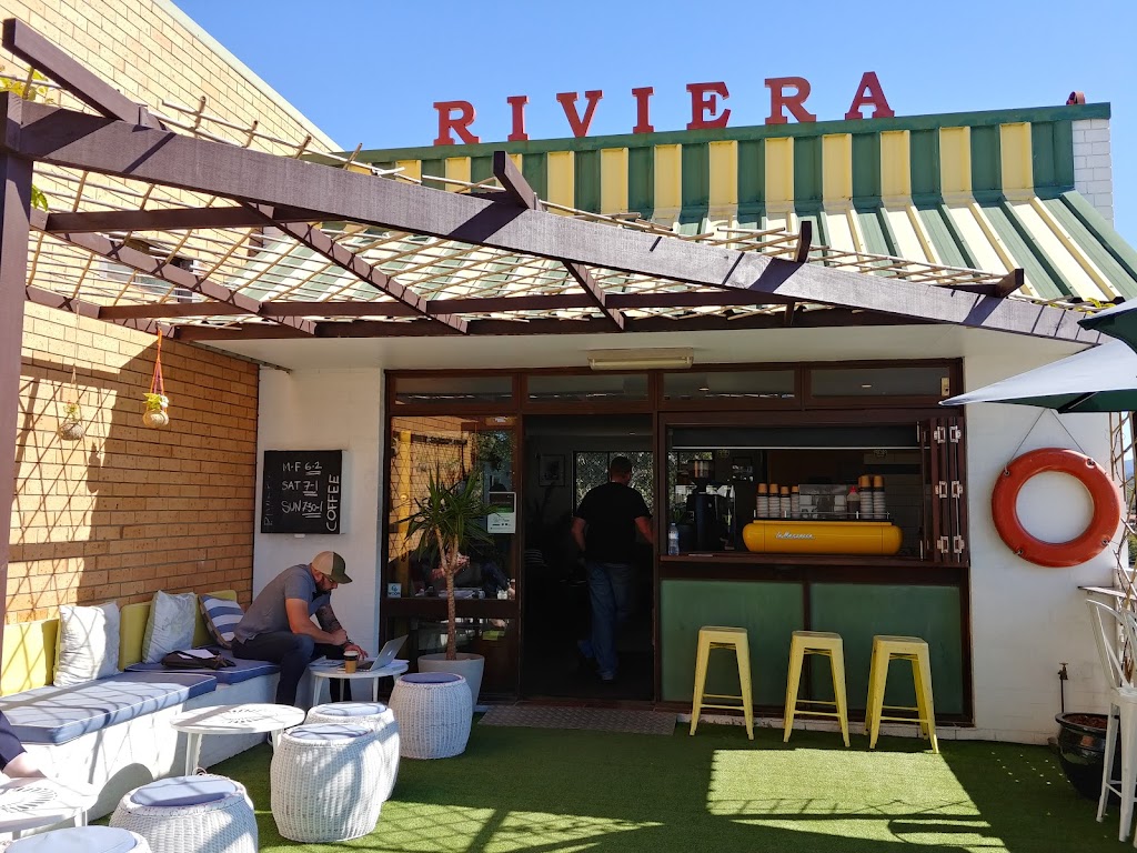 Riviera Cafe 2456