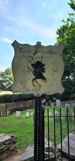 Memorial Park «Captain Stephen Olney Memorial Park», reviews and photos, Smithfield Rd, North Providence, RI 02904, USA