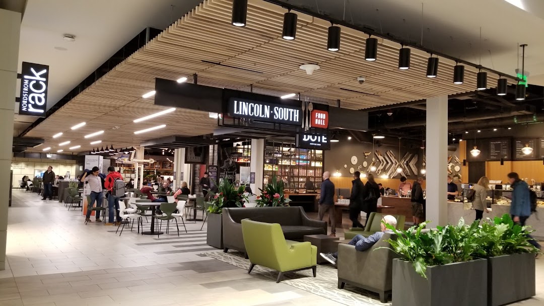 Lincoln South Food Hall