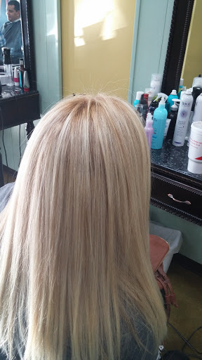 Hair Salon «DejaVu Hair & Design», reviews and photos, 11969 S Apopka Vineland Rd, Orlando, FL 32836, USA