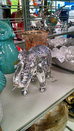 Clothing Store «Ross Dress for Less», reviews and photos, 13065 Lee Jackson Memorial Hwy, Fairfax, VA 22033, USA