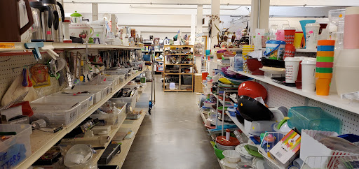 Thrift Store «Fabulously Frugal Thrift Shop», reviews and photos, 611 2nd St, Snohomish, WA 98290, USA