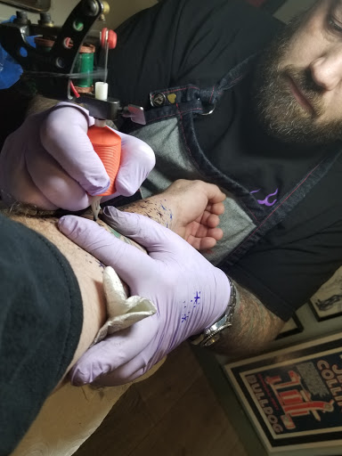 Tattoo Shop «Great Lakes Tattoo», reviews and photos, 1148 W Grand Ave, Chicago, IL 60642, USA