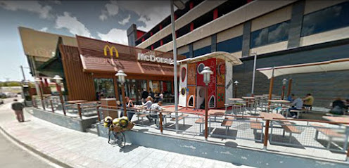 McDonald,s Huelva - Av. de las Fuerzas Armadas, S/N, 21007 Huelva, Spain