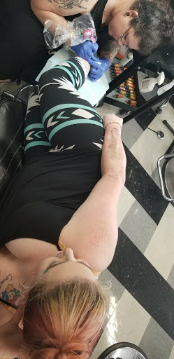 Tattoo Shop «Ink Slingers», reviews and photos, 1355 E Kearney St, Springfield, MO 65803, USA