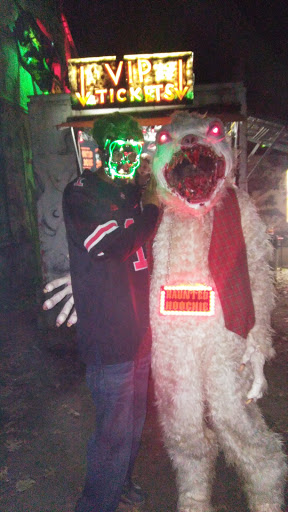 Haunted House «Haunted Hoochie», reviews and photos, 13861 Broad St SW, Pataskala, OH 43062, USA