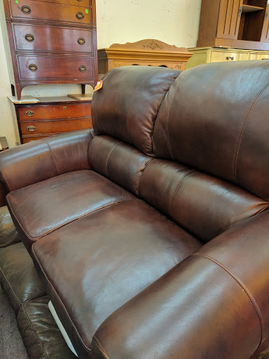 Furniture Store «Uhuru Furniture & Collectibles», reviews and photos, 832 N Broad St, Philadelphia, PA 19130, USA