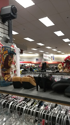 Second Hand Store «Lovelady Thrift Store», reviews and photos, 2402 Old Springville Rd, Center Point, AL 35215, USA