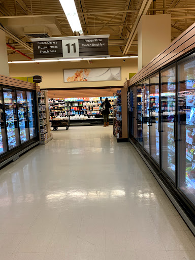 Grocery Store «Stop & Shop», reviews and photos, 213-15 26th Ave, Bayside, NY 11360, USA