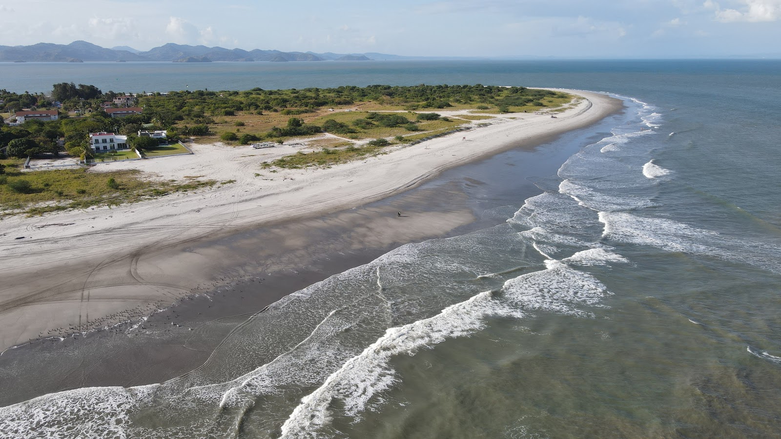 Photo de Punta Chame avec rivage droit, long