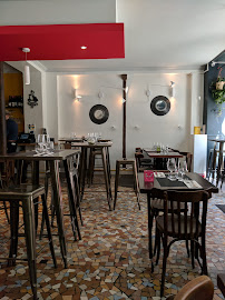 Atmosphère du Restaurant français Nous4 | Cuisine Bistronomique à Paris - n°4