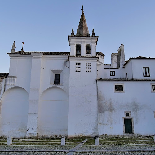 Igreja e claustro do Convento das Chagas ou Real Convento das Chagas de Cristo (actual Pousada D. João IV)