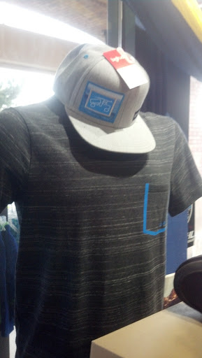 Outdoor Sports Store «Tahoe Mountain Sports», reviews and photos, 11200 Donner Pass Rd #5e, Truckee, CA 96161, USA