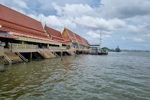 Pier, Wat Bang Na Nok image