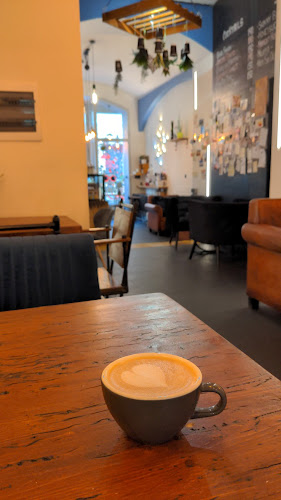 https://www.facebook.com/republicacoffee/