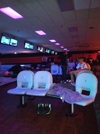 Bowling Alley «AMF Lancaster Lanes», reviews and photos, 4913 Transit Rd, Depew, NY 14043, USA