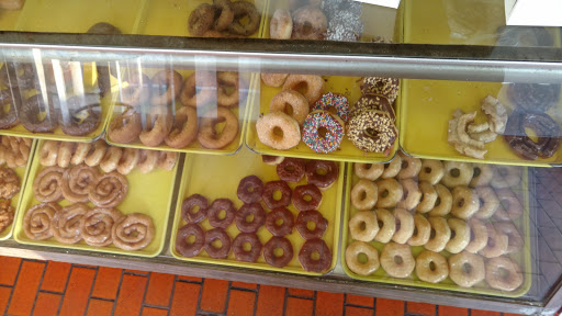 Donut Shop «Southern Maid Donuts», reviews and photos, 810 W Main St, Grand Prairie, TX 75050, USA