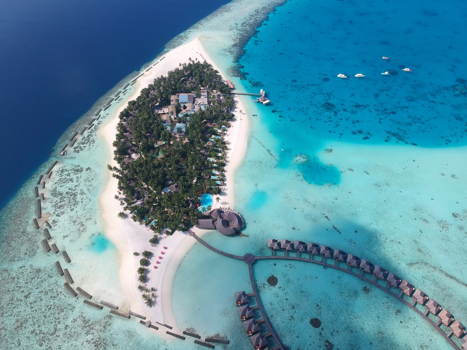 Foto di Nautilus Beach con spiaggia spaziosa