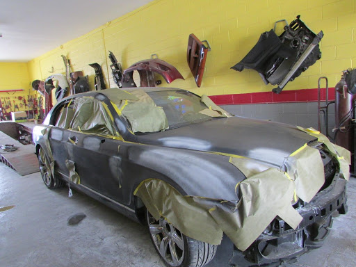 Auto Body Shop «Golden Brothers Auto Body Repair & Paint», reviews and photos, 7135 Alabama Ave, Canoga Park, CA 91303, USA