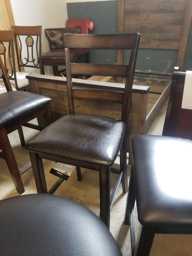 Furniture Store «Northeast Factory Direct», reviews and photos, 3321 W 140th St, Cleveland, OH 44111, USA