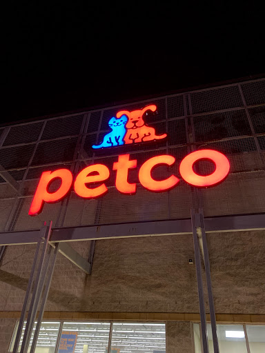 Pet Supply Store «Petco Animal Supplies», reviews and photos, 200 Center Blvd S, Christiana, DE 19702, USA