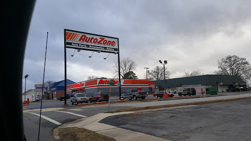 Auto Parts Store «AutoZone», reviews and photos, 1001 6th Ave SE, Decatur, AL 35601, USA
