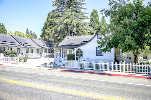 Sierra Mountain Inn image