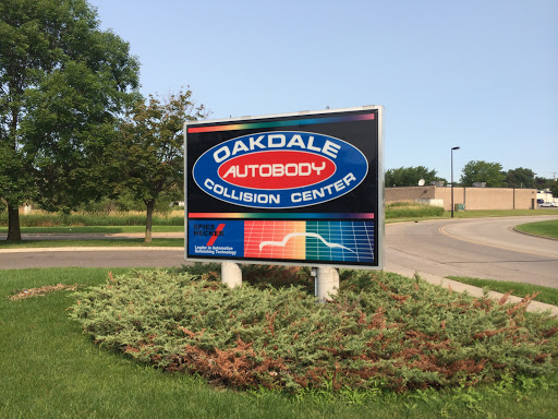 Auto Body Shop «Oakdale Collision Center», reviews and photos, 1040 Gershwin Ave N, Oakdale, MN 55128, USA