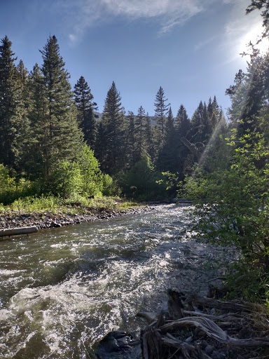 Snowbank Trailhead