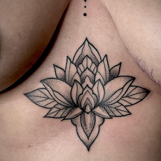 Explore blackbear tattoo ideas, creative tattoo ideas in Cookeville, available at Anthem Tattoo