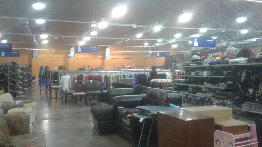 Thrift Store «Goodwill Store and Donation Center», reviews and photos, 3401 Fredericksburg Rd, San Antonio, TX 78201, USA