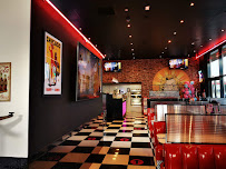 Atmosphère du Restaurant américain Memphis - Restaurant Diner à Le Vieil-Évreux - n°14