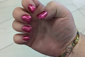 Glamourous Nails Inc image