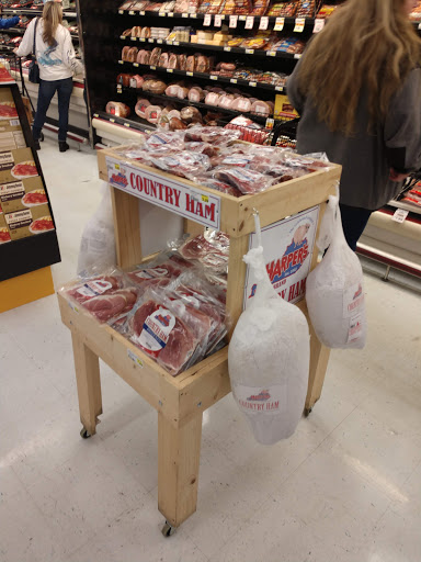 Grocery Store «Food Giant», reviews and photos, 940 S 12th St, Murray, KY 42071, USA