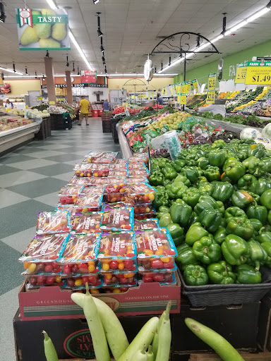 Grocery Store «Giuntas Meat Farm», reviews and photos, 1035 Fulton St, Farmingdale, NY 11735, USA