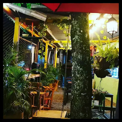 Restaurante y asados el eden - Carrera 9a, calle 4a y 5a, La Tebaida, Quindío, Colombia