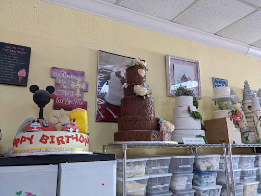 Wedding Bakery «The Cake Lady Custom Cakes», reviews and photos, 207 Orange Ave, Fort Pierce, FL 34950, USA