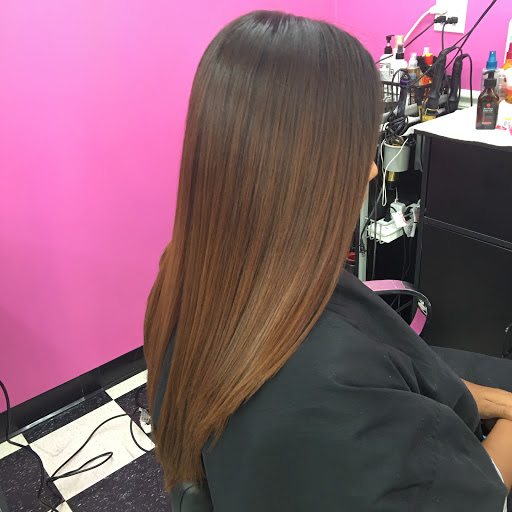 Hair Salon «Dominican Divas Beauty Salon», reviews and photos, 2074 Old Norcross Rd a, Lawrenceville, GA 30044, USA