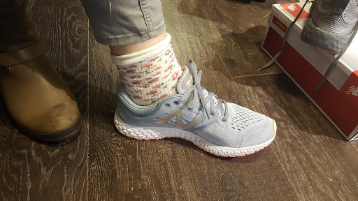 Shoe Store «New Balance Bellevue», reviews and photos, 823 Bellevue Way NE #100, Bellevue, WA 98004, USA
