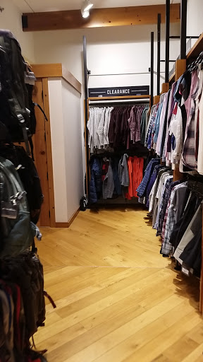 Clothing Store «Eddie Bauer», reviews and photos, 1835 Annapolis Mall Rd #1444, Annapolis, MD 21401, USA