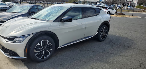 Kia Dealer «Ourisman Kia», reviews and photos, 4105 Auto Park Cir, Chantilly, VA 20151, USA