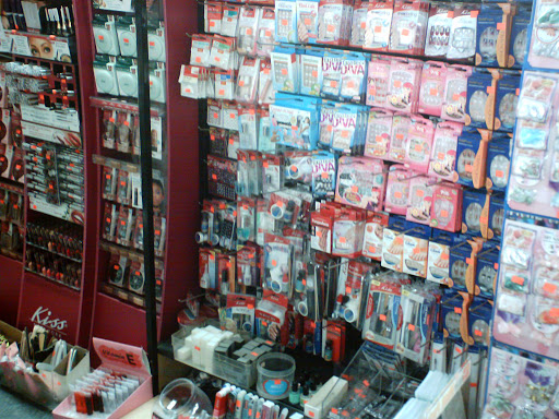 Beauty Supply Store «KSL Beauty Supplies», reviews and photos, 13254 Warwick Blvd, Newport News, VA 23602, USA