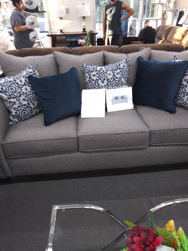 Furniture Store «Ideal Home Furniture», reviews and photos, 5900 South Loop E, Houston, TX 77033, USA