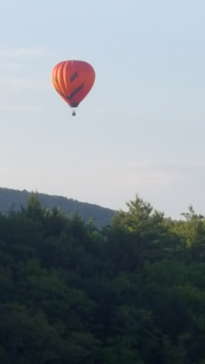 Gift Shop «Quechee Gorge Gifts & Sportswear», reviews and photos, 6053 Woodstock Rd, Quechee, VT 05059, USA