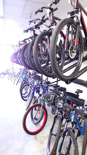 Bicycle Store «Clovis Bicycle Company», reviews and photos, 50 W Bullard Ave #113, Clovis, CA 93612, USA